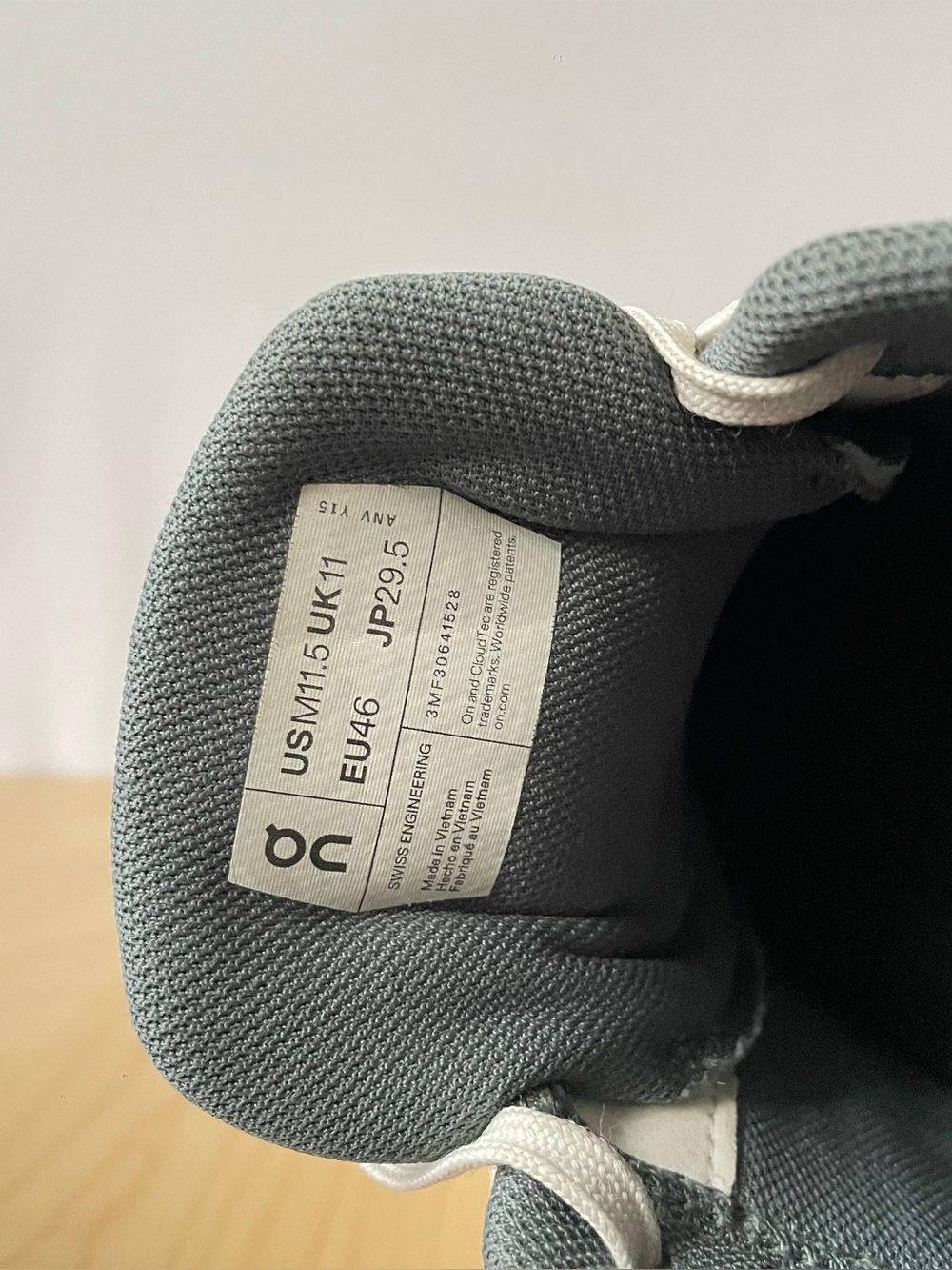 On Running The Roger Advantage sneakers | US 11.5 - Picture 7 of 8